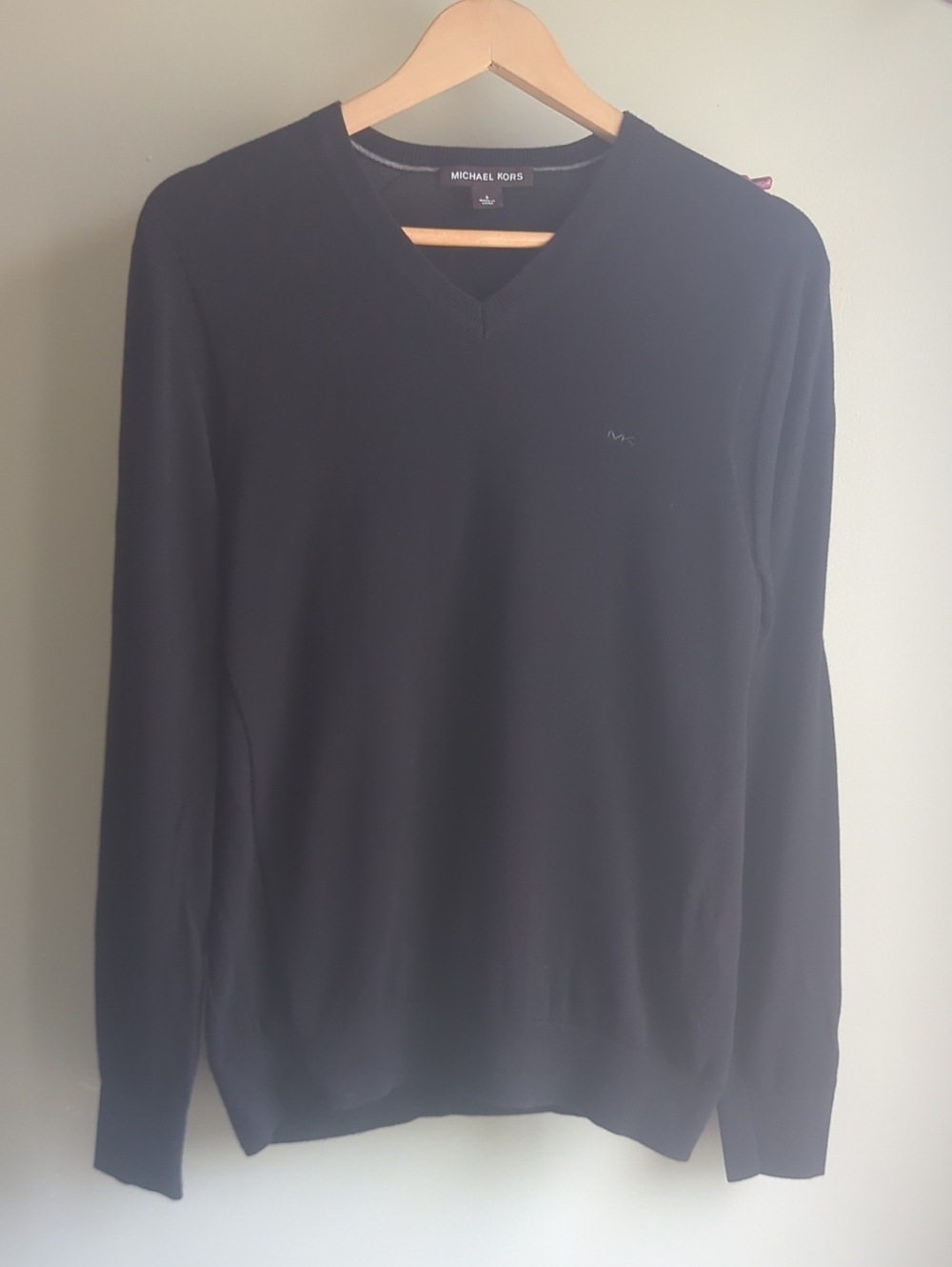 Michael Kors. Men's Black V-Neck Pullover Sweater. Size Small.